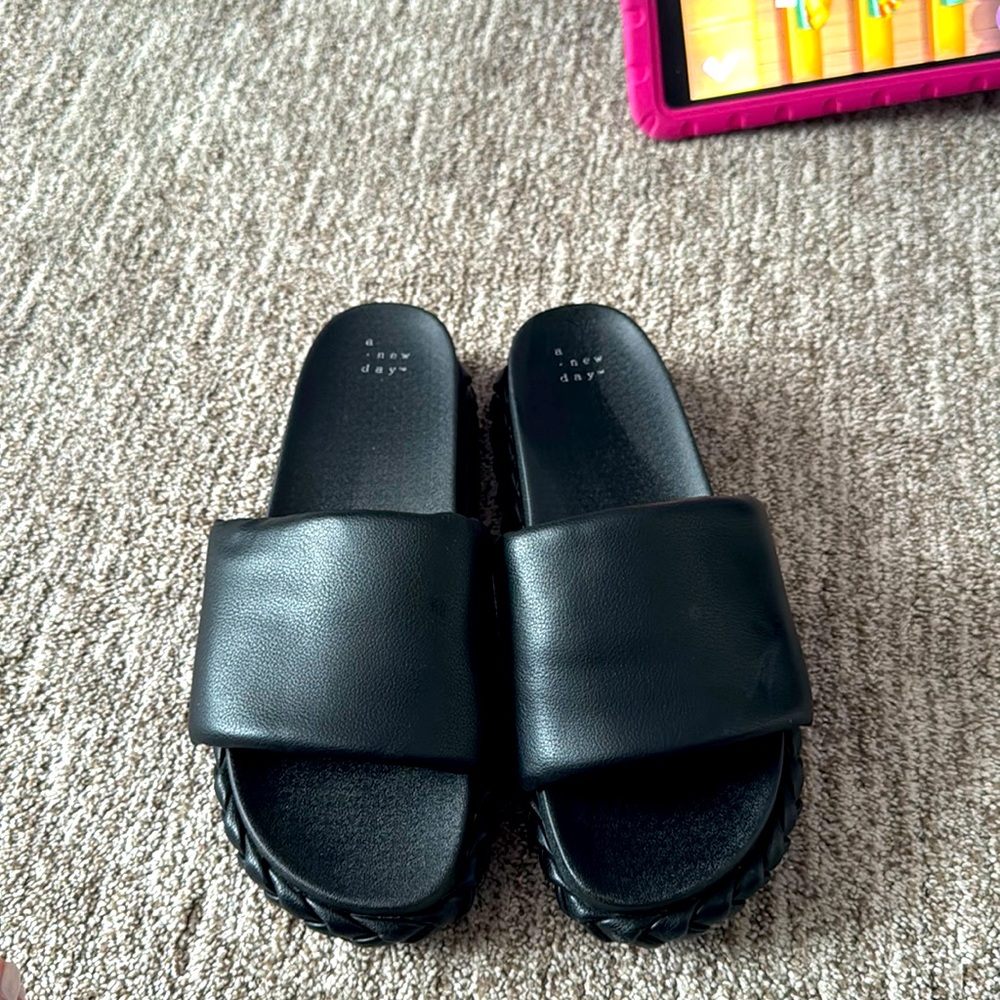 Black platform sandals